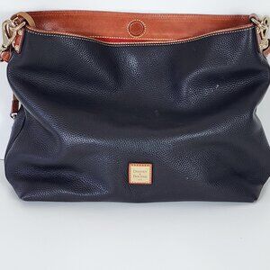 Dooney & Bourke 1975 Pebbled Leather Hobo Bag – Classic Boho-Chic Style 🤎